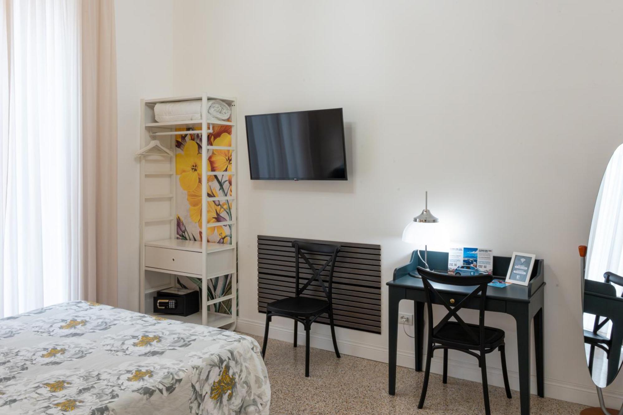 1811 Residenza Storica Couette-café Naples